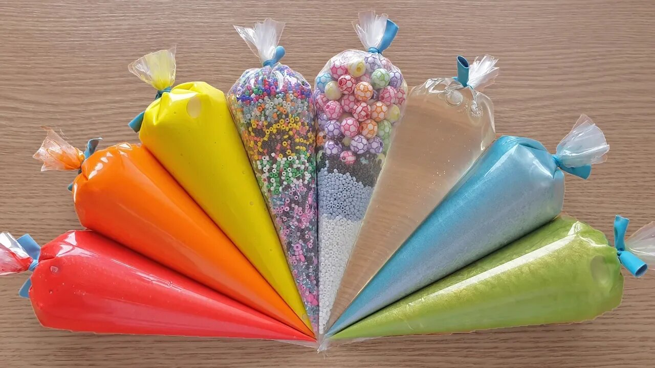Making Crunchy Slime with Piping Bags #115