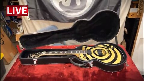 Unboxing a Chibson Zakk Wylde Les Paul Custom