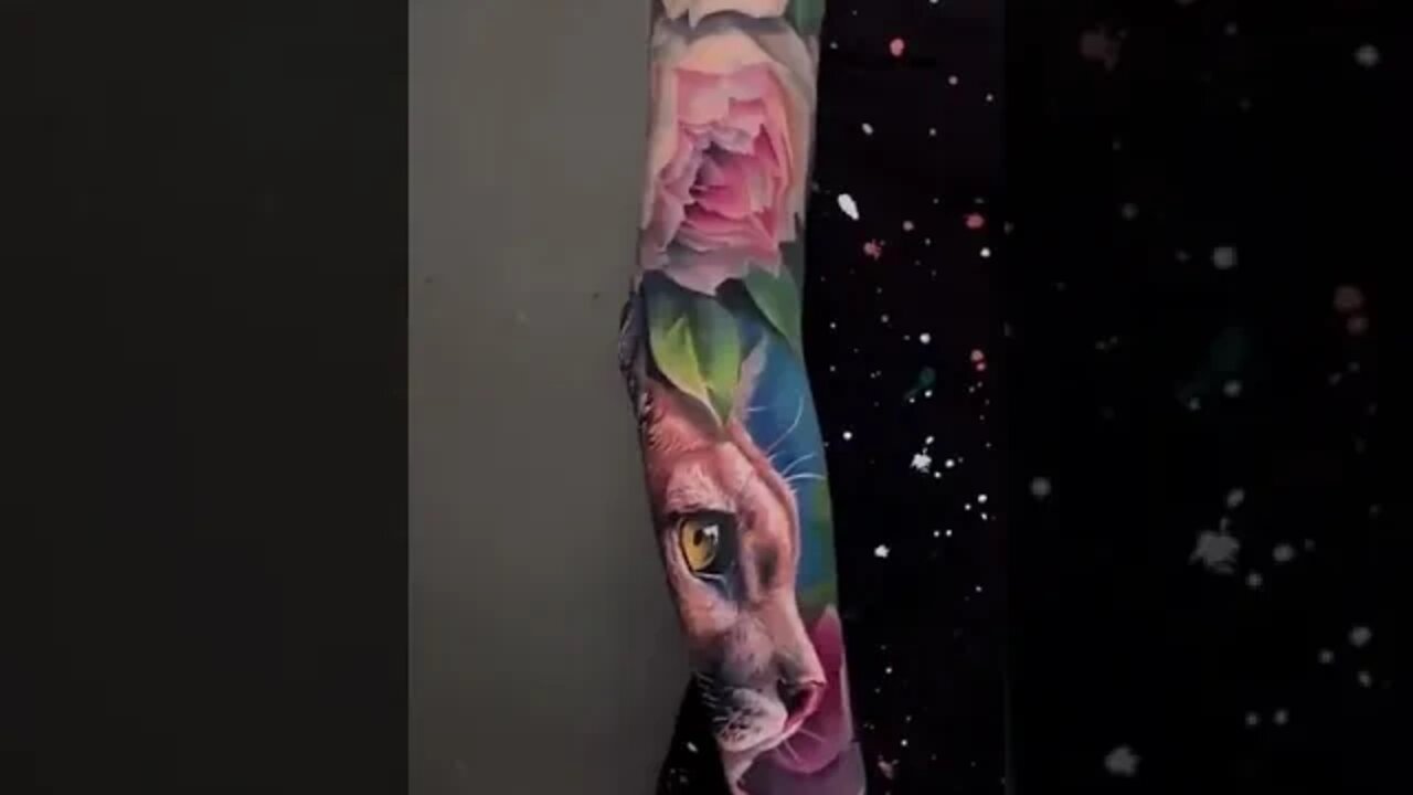 Stunning Tattoo by Sandra Daukshta #shorts #tattoos #inked #youtubeshorts