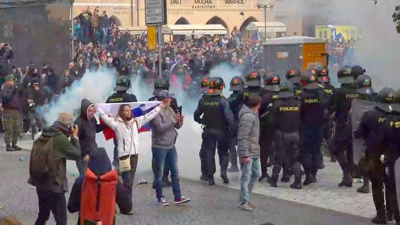 z archivu-Záznam oficiální části demonstrace v Praze 18.10.2020