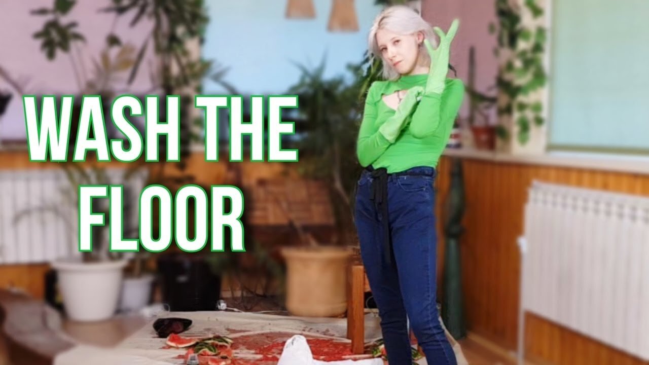 After the Slice: Tackling Watermelon's aftermath | Clean the floor