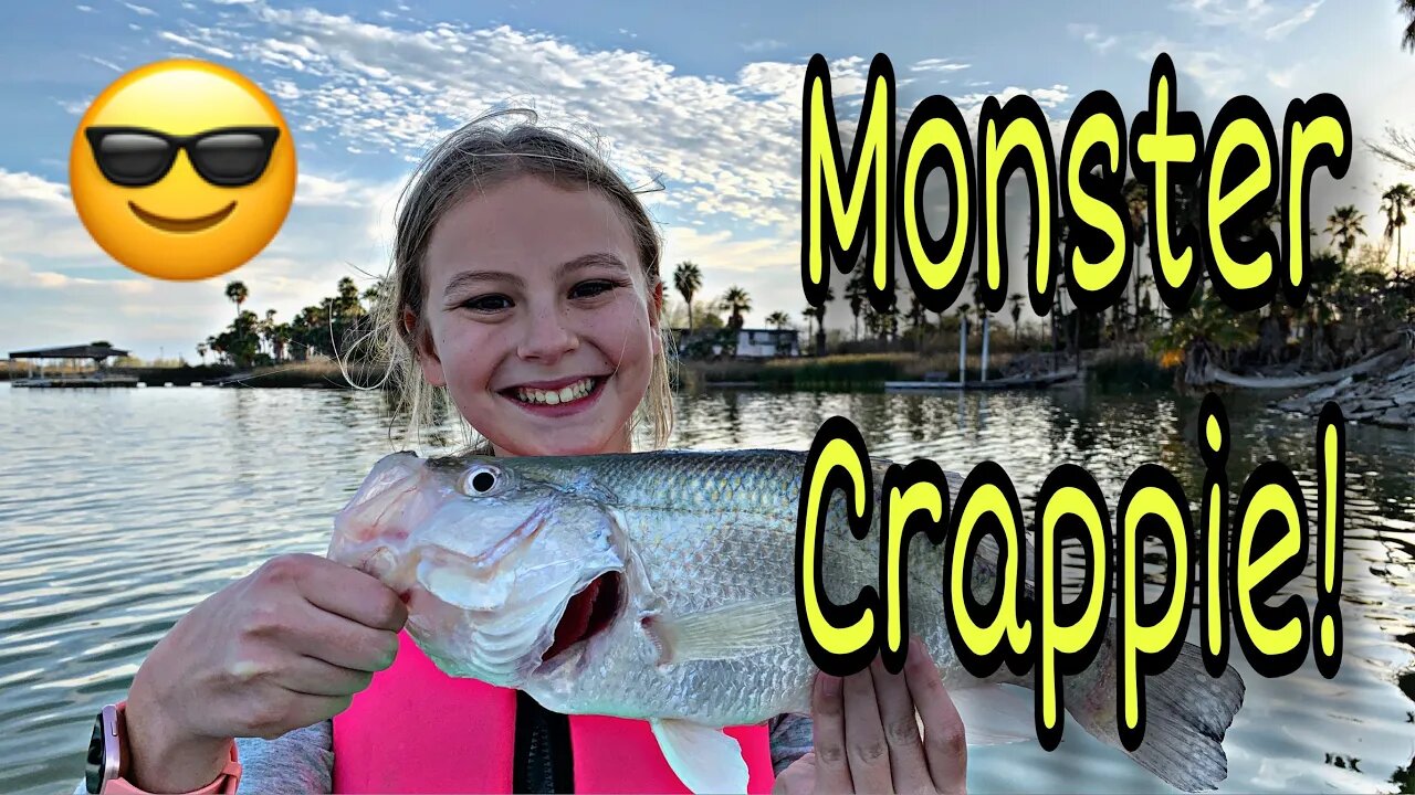 MONSTER Crappie on HOTDOG?! I Catch, Clean, Cook - Lake Casa Blanca, Laredo, Texas