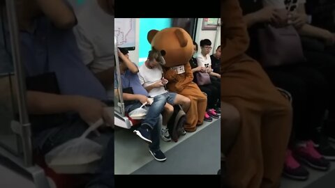 teddy fall in love in with a guy in metro train 👀