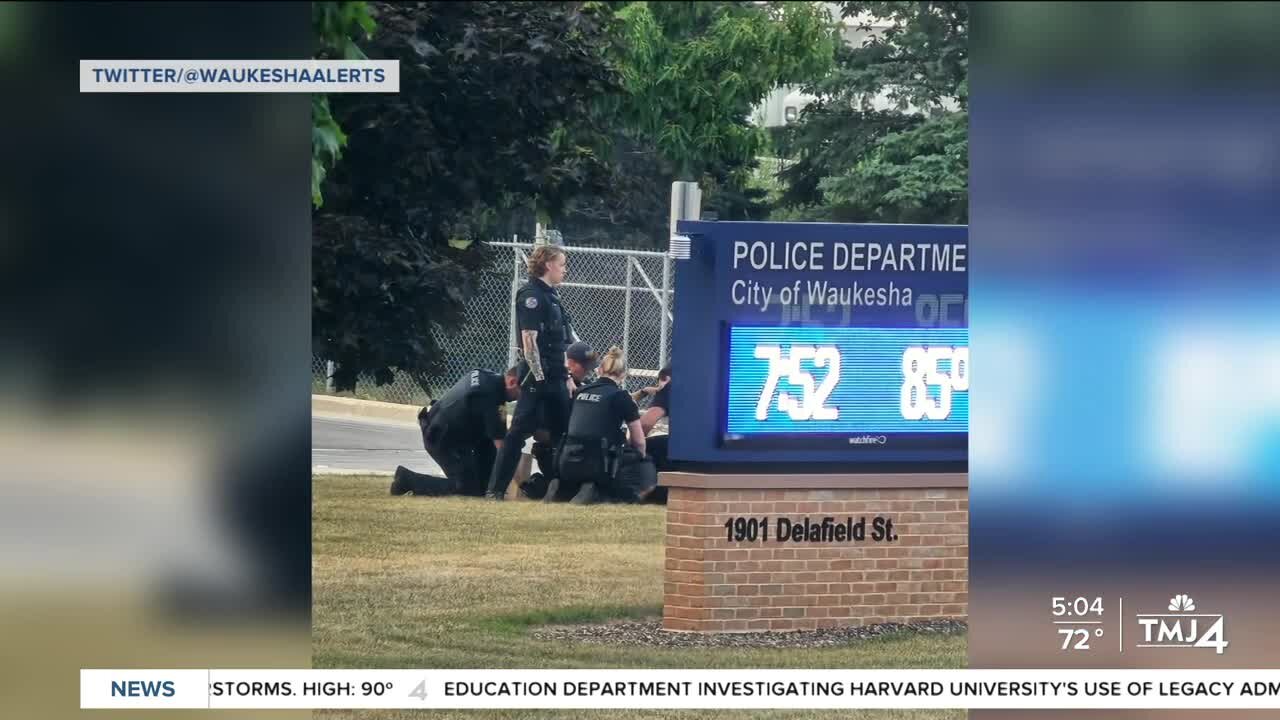 Two Waukesha Police officers injured while arresting suspect outside police station