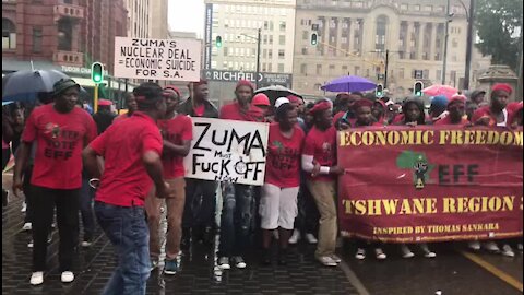 Despite rain, EFF intensifies on anti-Zuma protest (ofF)
