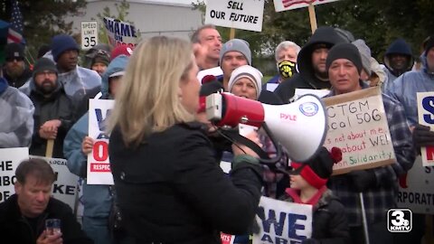 'This is a national reckoning': National labor leader comes to Omaha to support Kellogg's workers