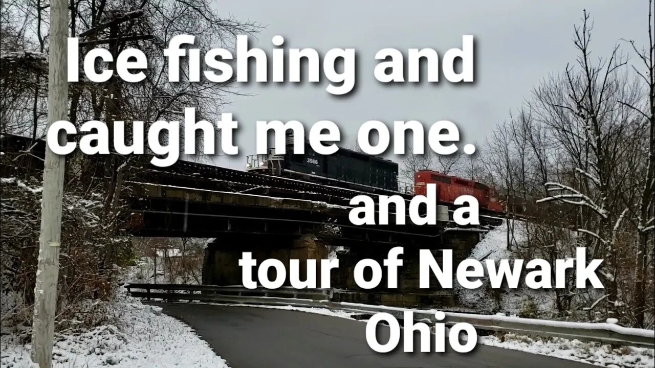 Railfanning and Caught one in Newark Ohio, and I take you on a tour.