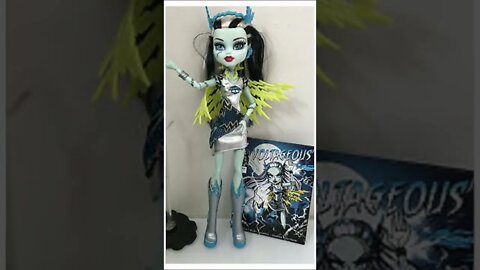 NOVA BONECA EXCLUSIVA DE MONSTER HIGH FOI REVELADO (UMA GRANDE SURPRESA).