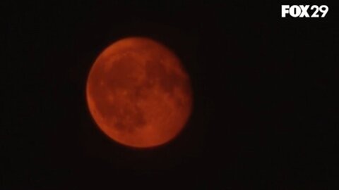 Why wildfire smoke is turning the moon red