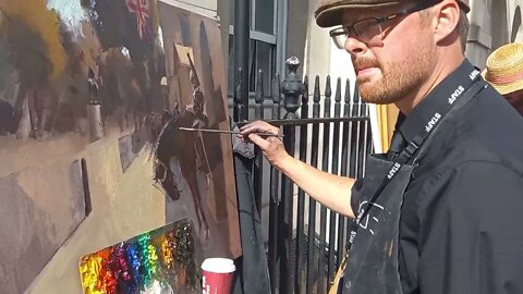 Artist paints the kings guards#horseguardsparade