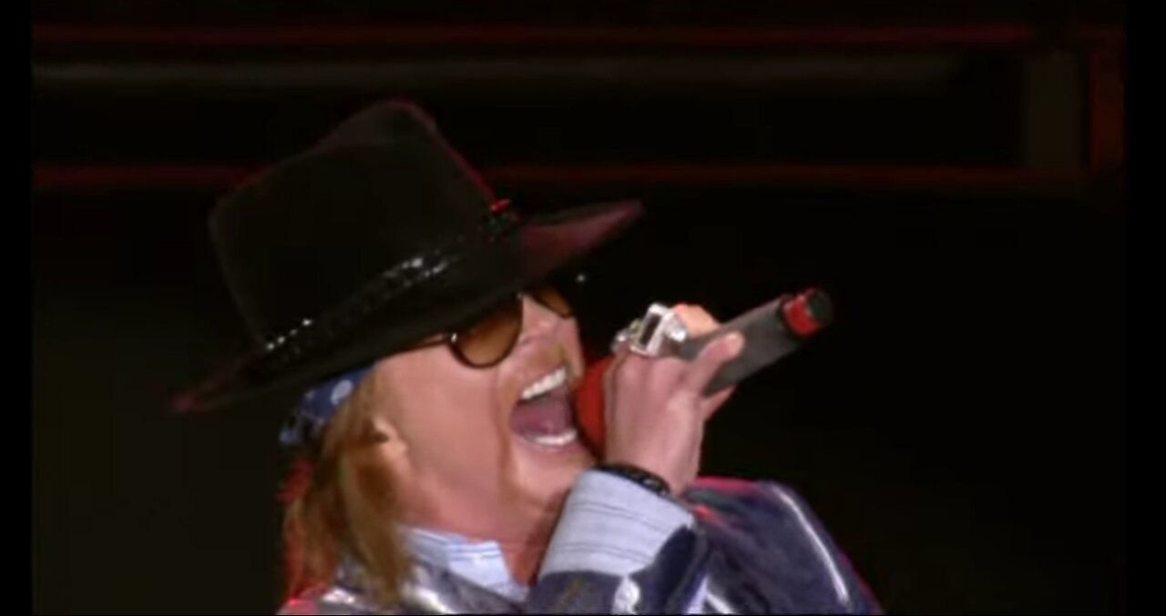 Guns N' Roses - Reading Festival 2010