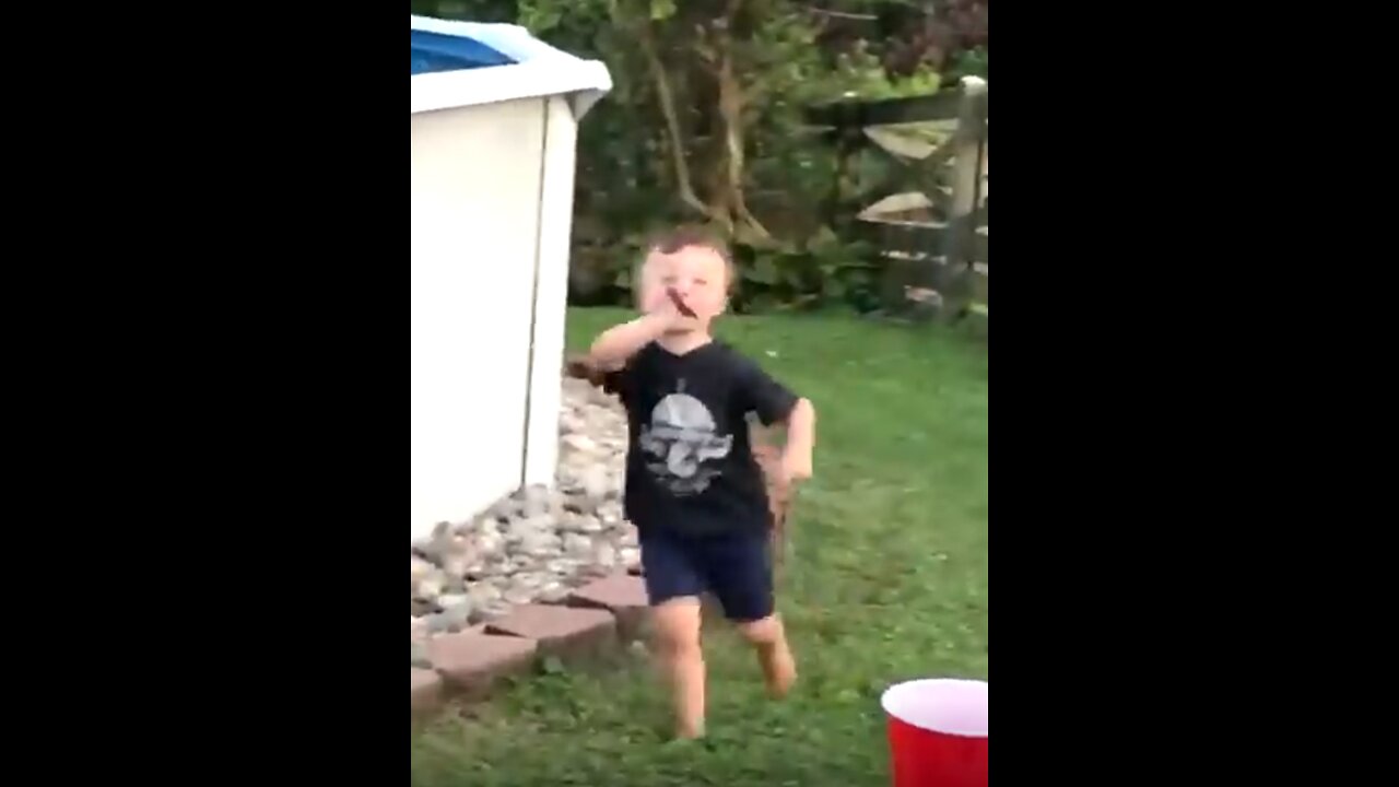 😮See what this kid has in his hand! - FUNNY!😮