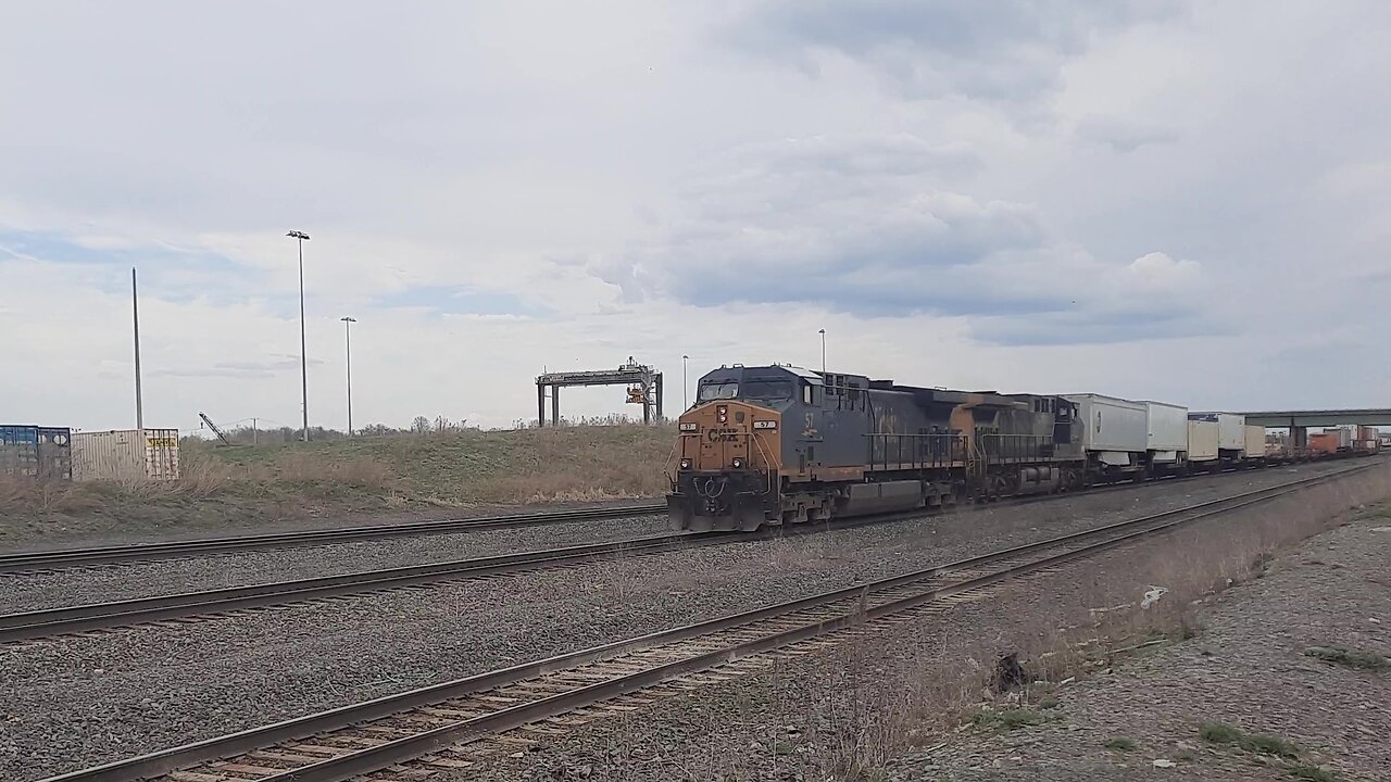 More CSX In Syracuse :) ( West Bound Freight Out Of The DeWitt Yard )