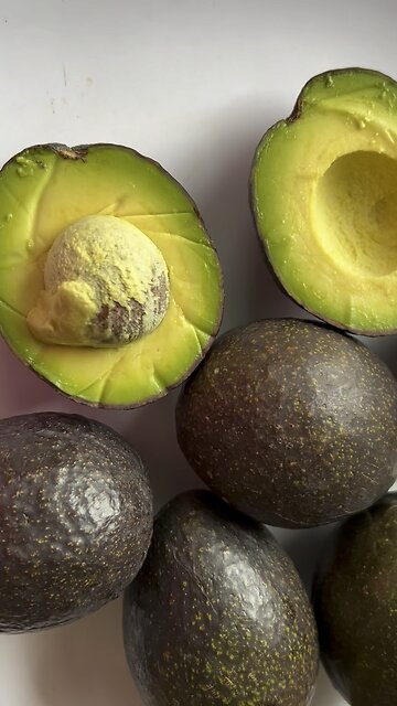 AVOCADO : The Nutrition Source