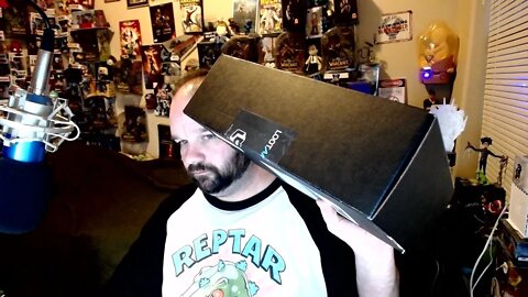Attair Unboxes the 2019 July Loot Anime Rush