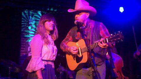 Tim Bolo & Sierra Ferrell (Basement Nashville)