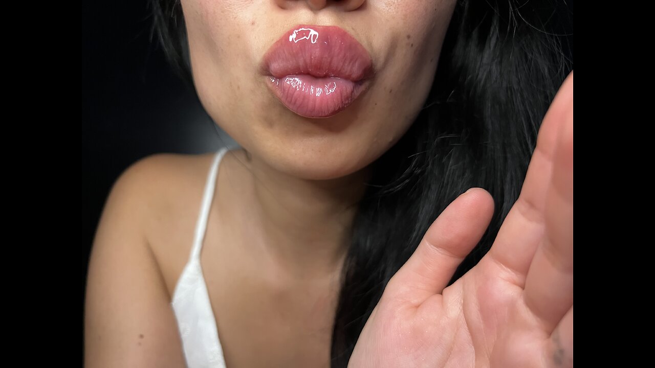 ASMR KISSING PERSONAL ATTENTION TO MAKE YOU FEEL EXCELLENT TODAY