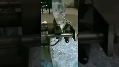 🔴👉See How is the Process of a Water Packaging Machine #Shorts