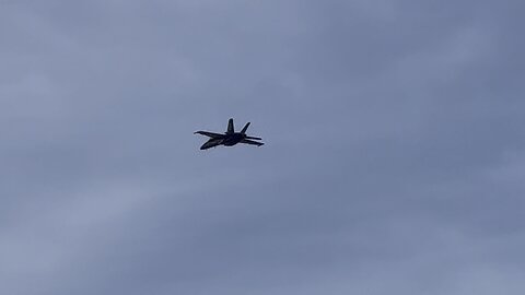 CNE Toronto Air Show 5. Loud noises alert