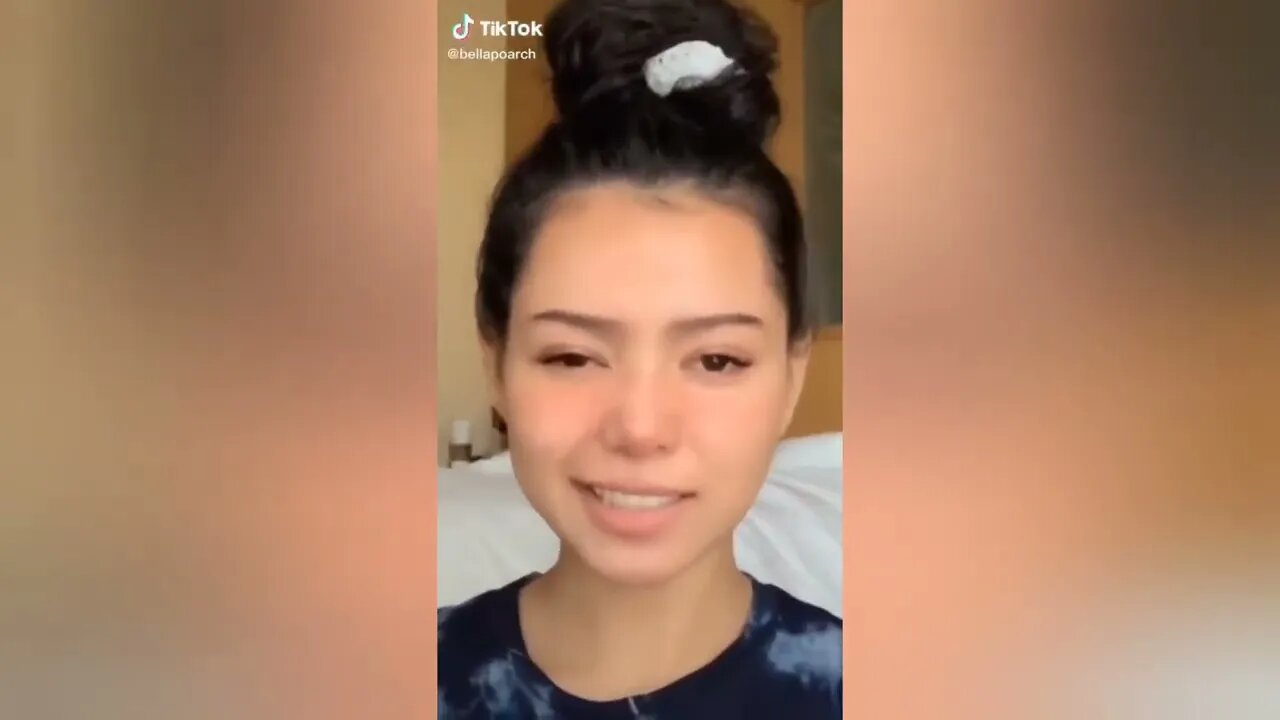 Bella poarch Twin or lookalike Same face proportions!! Tiktok compilation