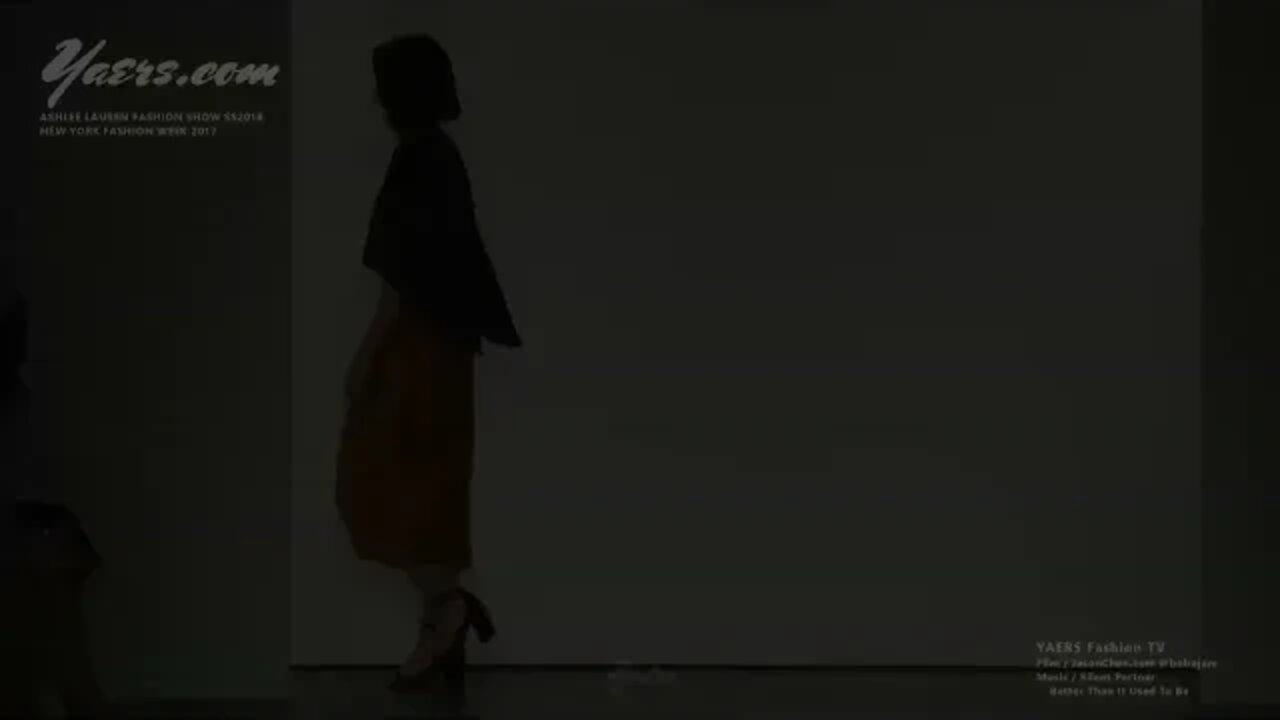 Ashlee Lauren Headpiece Fashion Show SS 2018 NYFW Lingerie