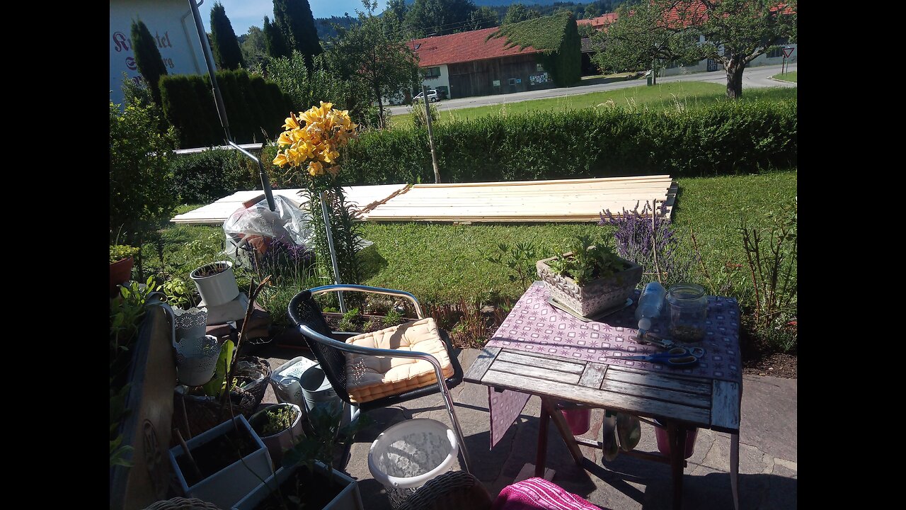 16.07.2022 - Der Vermieter aus der Hölle - Arbeiter latschen über meine Terrasse