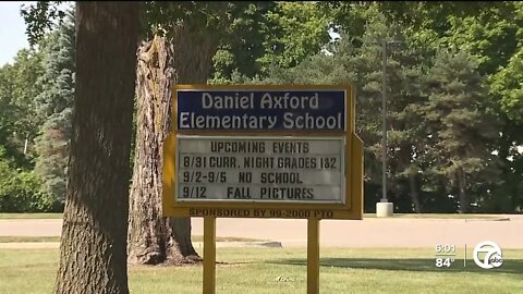 New controversy at the start of Oxford school year 9 months after mass shooting