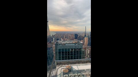 Strolling New York City, Stunning View from The Edge💜💜🇺🇸🇺🇸 #shorts #viralshorts #trending