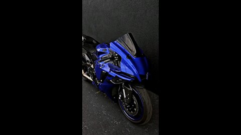 Yamaha R1 in Blue🥵🫀