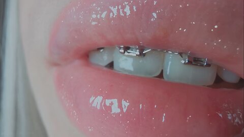 asmr lens licking