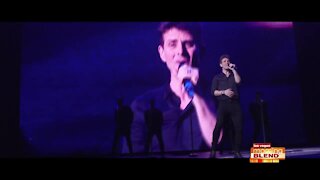 Debbie Gibson & Joey McIntyre Live From Las Vegas