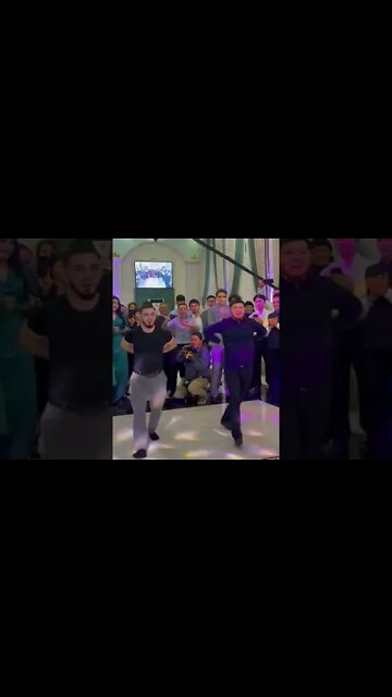 Супер Зажигательная Чеченская Лезгинка - Парня четко танцуют на свадьбе 2022