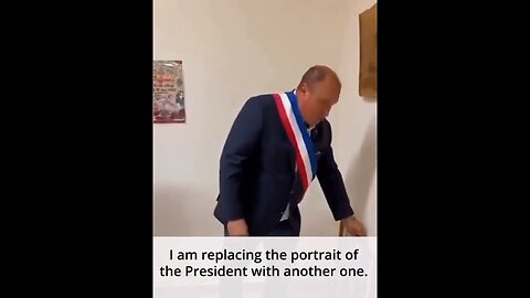 FR: Council Matches The Size Of The Picture To The Tyrannical President