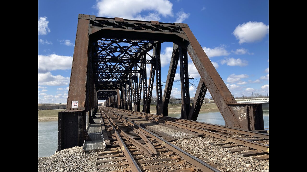 Csx train dayton ohio 3/19/23 6