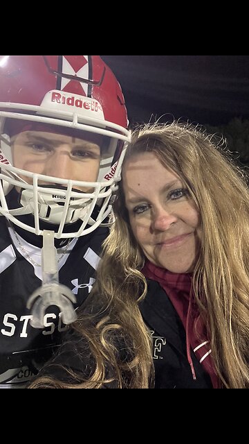 Stevie Keener showing off for the Keener clan - WR/CB 6-1 & 180lbs