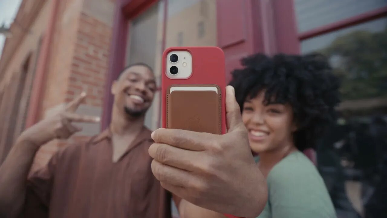 Meet the Apple iPhone 12