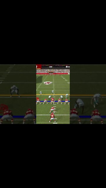 Chiefs RB Clyde Edwards-Helaire Gameplay - Madden NFL 22 Mobile Football
