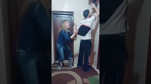 #shorts #2022 funny,prank,funjokes,dad jokes,funny memes,funny video,fun,laughing,funny animal,knock