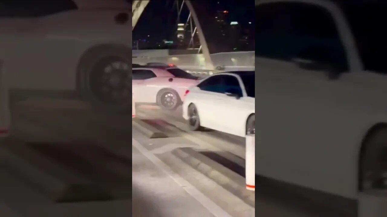 Driver crashes after trying to show off😂#shorts #crash #streetracing #burnout #losangeles