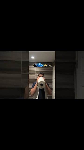 F1 CAR OR HUMAN 😱🤯