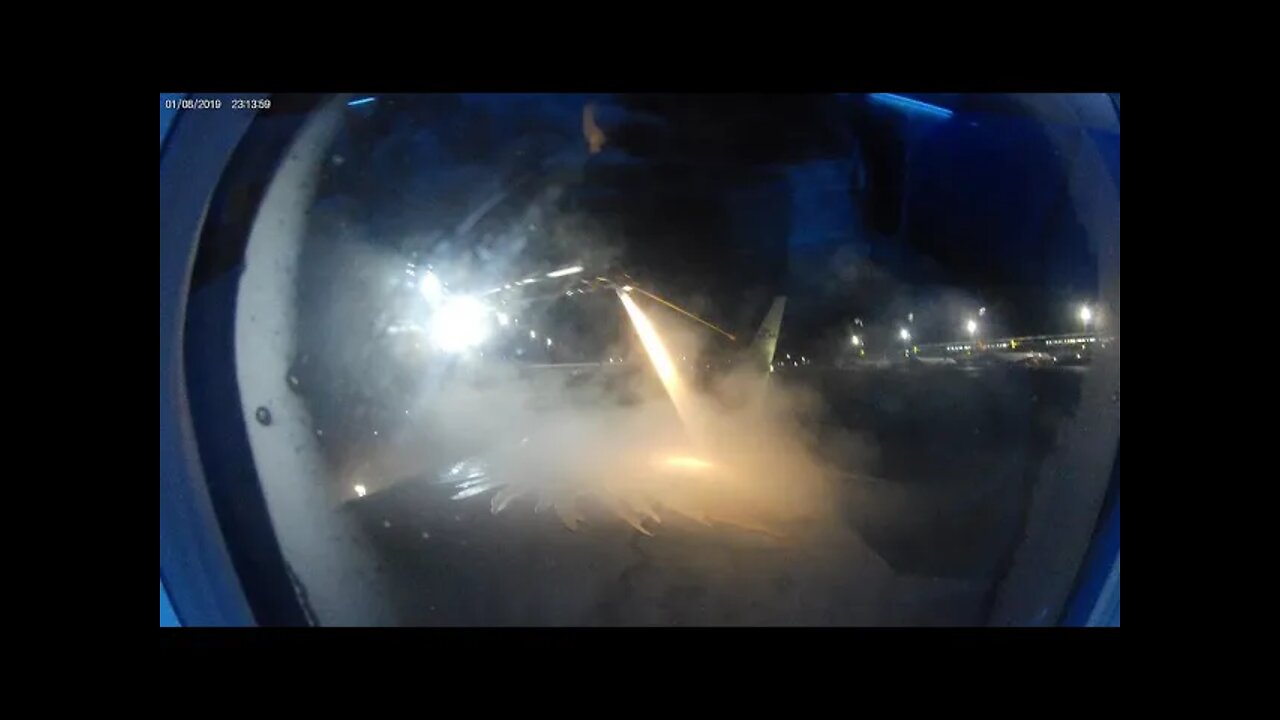 Cont. De-Icing Aircraft Bad Weather Departure Kiev Ukraine #Shorts