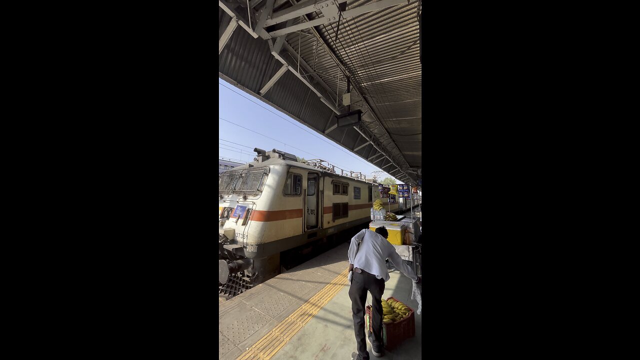 Train Arrival Journey starts #trending #shorts #travel #life #journey #students #motivation #summer