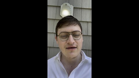 Kamala harris speaks to D.C “community banks are in the community” 🤣