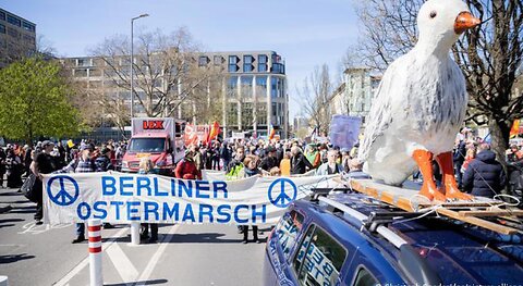 Germans tired of sending weapons to Ukraine, Call for Peace during Easter