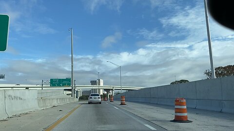 i95sJax