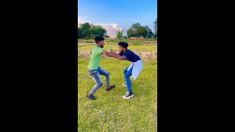 Funny dance video 😂😂