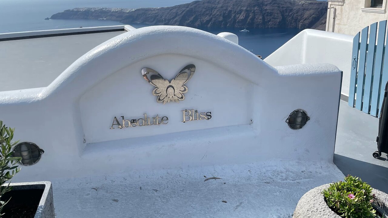 Absolute Bliss in Santorini