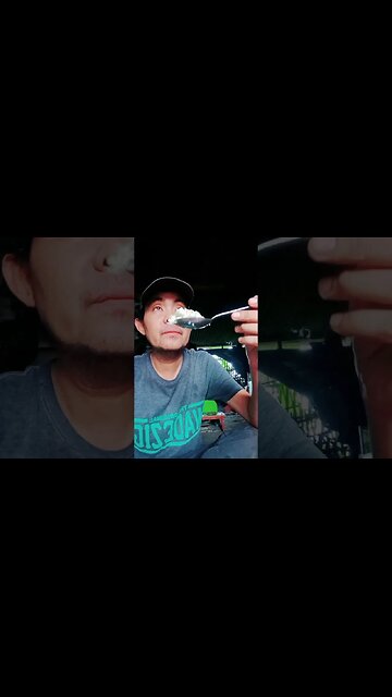 Makan Nasgor Hari Ini