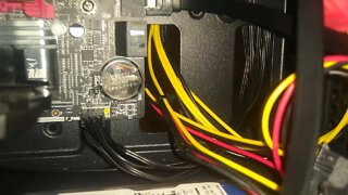 Verificando a montagem da Placa Mãe Jingsha X79M-S 3.0 com o Xeon E5 2650 v2 e rodando Batlefield1.