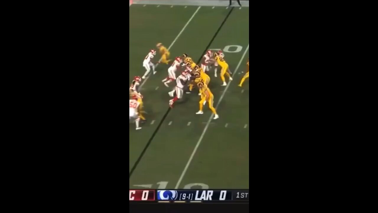 Mahomes Battles Goff In The GREATEST NFL Game Of All-Time 😱🏈🎉 #shorts #nfl